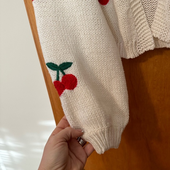 WOMENS CARDIGAN - Picture 3 of 4